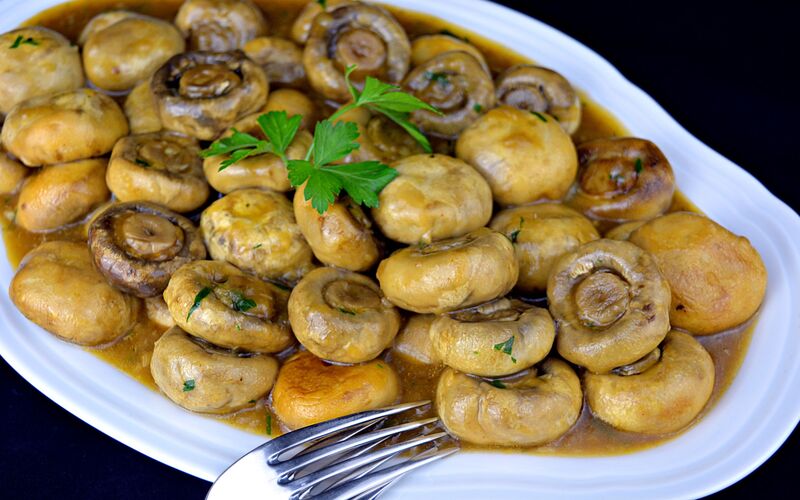 En este momento estás viendo 2 recetas con champiñones que puedes añadir a tus cenas