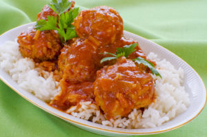 Lee más sobre el artículo Receta de bolitas de carne con arroz