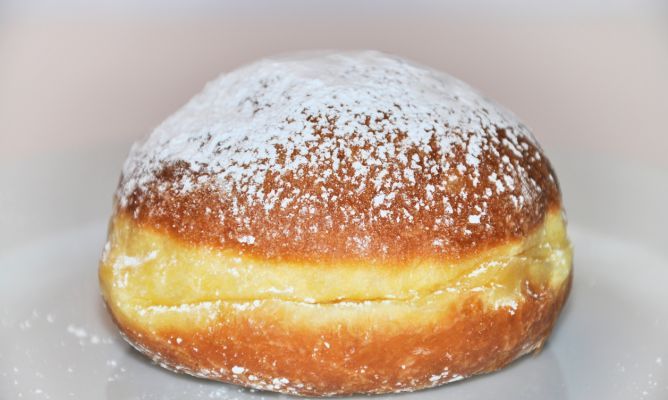 En este momento estás viendo Recetas de krapfen y rollitos de carnaval