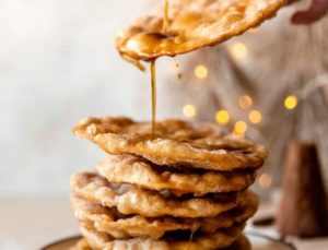 Lee más sobre el artículo Buñuelos con Miel y Nueces de Navidad