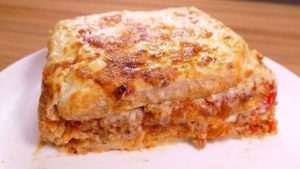 Lee más sobre el artículo Receta de lasagna de pollo y verduras (para microondas)